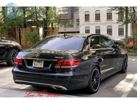 у653уу, Mercedes-Benz E-Klasse