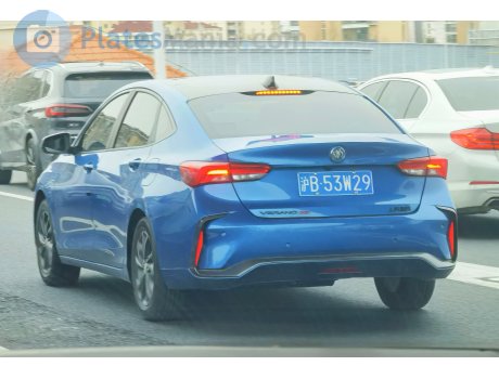 沪B·53W29, Buick Verano