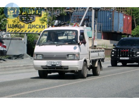 к331рх125, Nissan Vanette