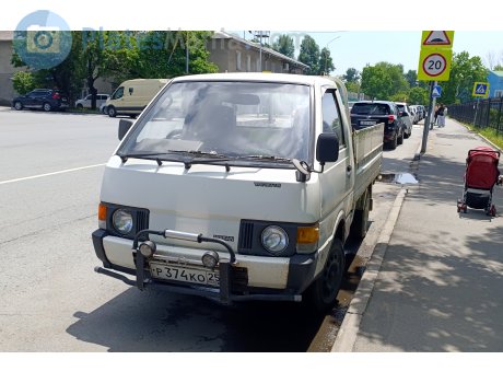р374ко25, Nissan Vanette