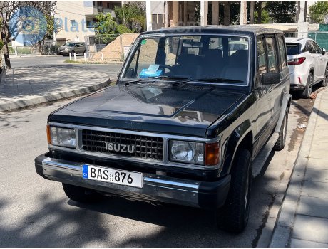 BAS 876, Isuzu Trooper
