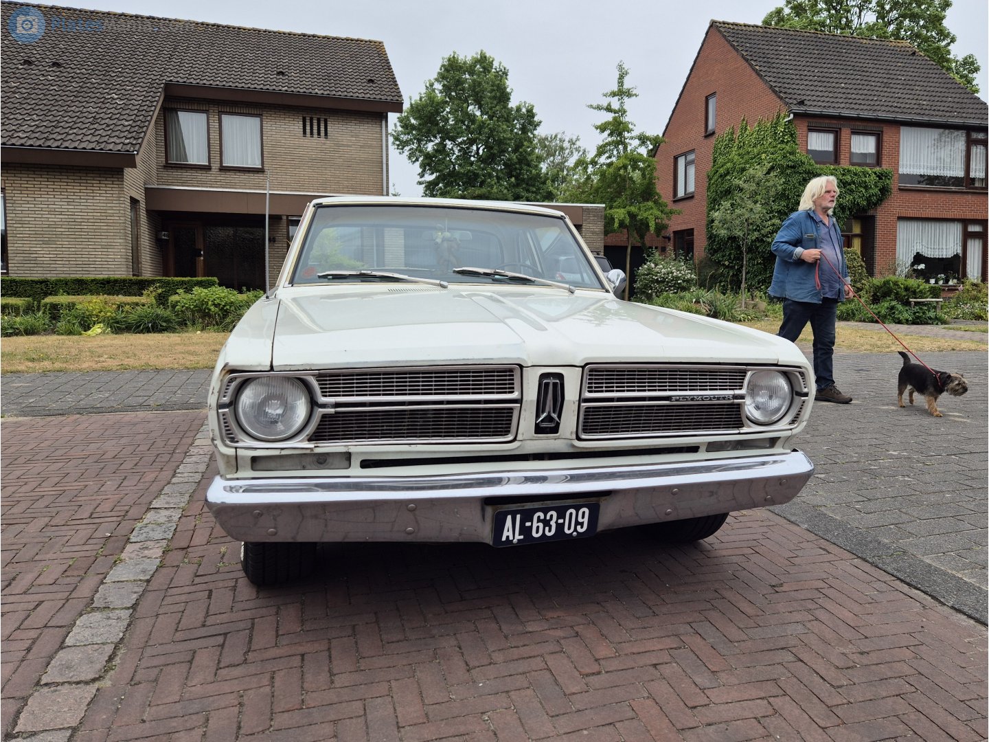 AL-63-09, Plymouth Valiant 3rd gen 1967 2-door Sedan (CV1/CV2; A-body), 1966–1967