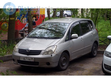 т467ун24, Toyota Corolla Spacio