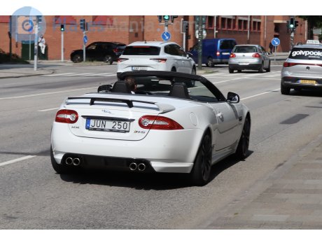 JUN 250, Jaguar XKR-S