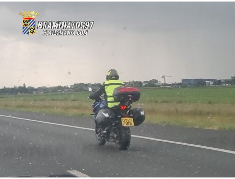 OY22 OBB, Triumph Motorcycles Tiger