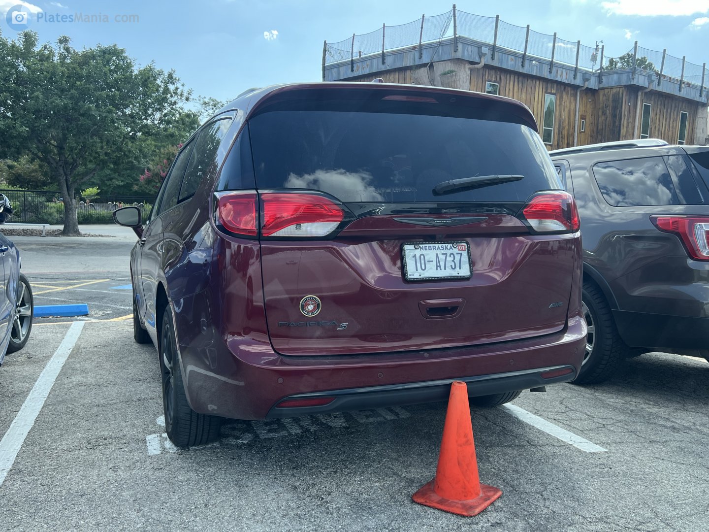 10-A737, Chrysler Pacifica 2nd gen Minivan (RU), 2016–2020