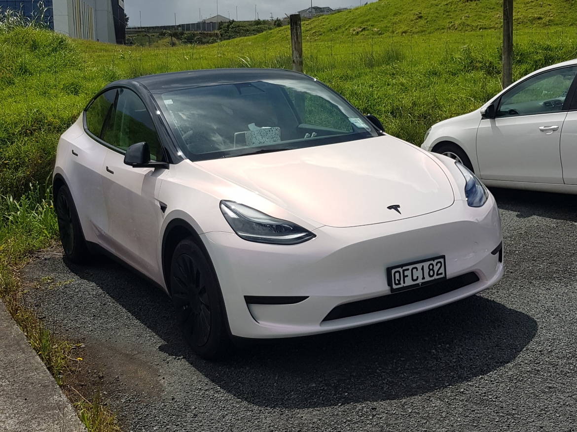 QFC182, Tesla Model Y 1st gen (5YJY), 2020–2025