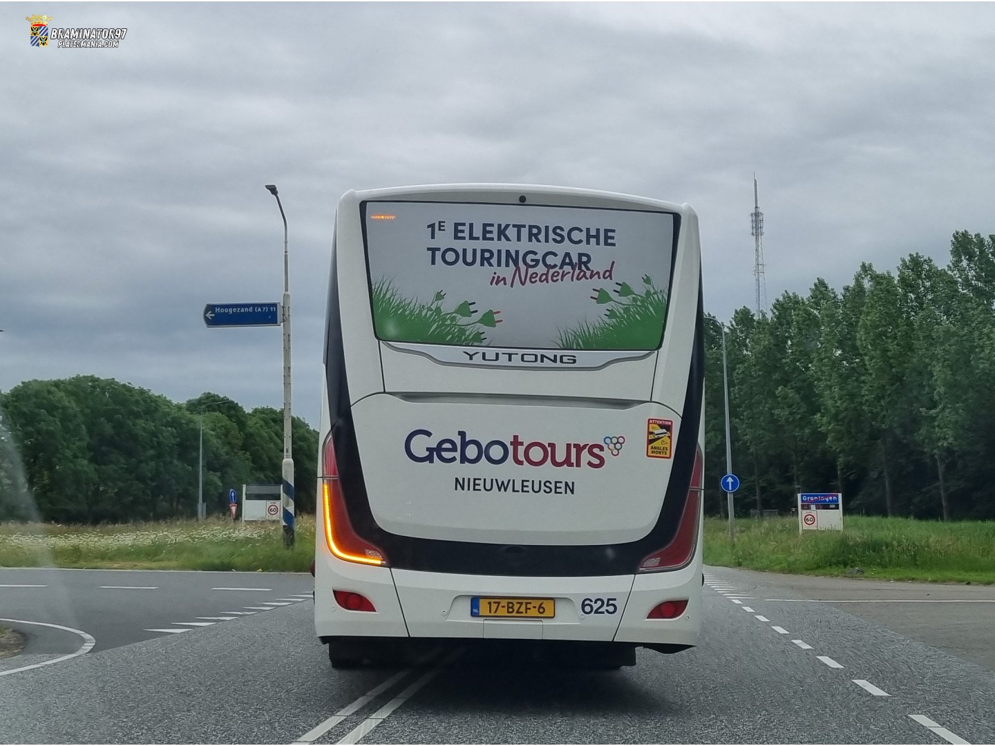 17-BZF-6, Yutong T122 