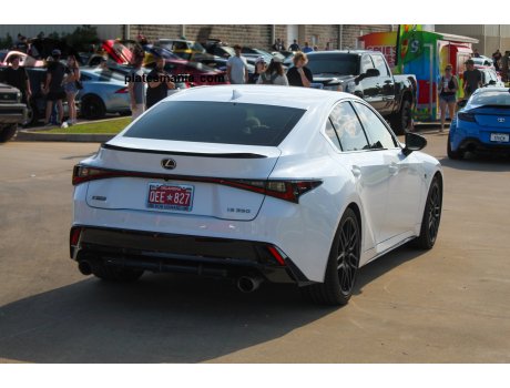 QEE-827, Lexus IS