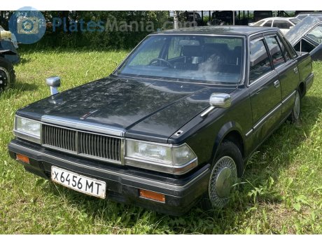 х 6456 МТ, Nissan Cedric