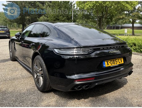 X-085-LV, Porsche Panamera