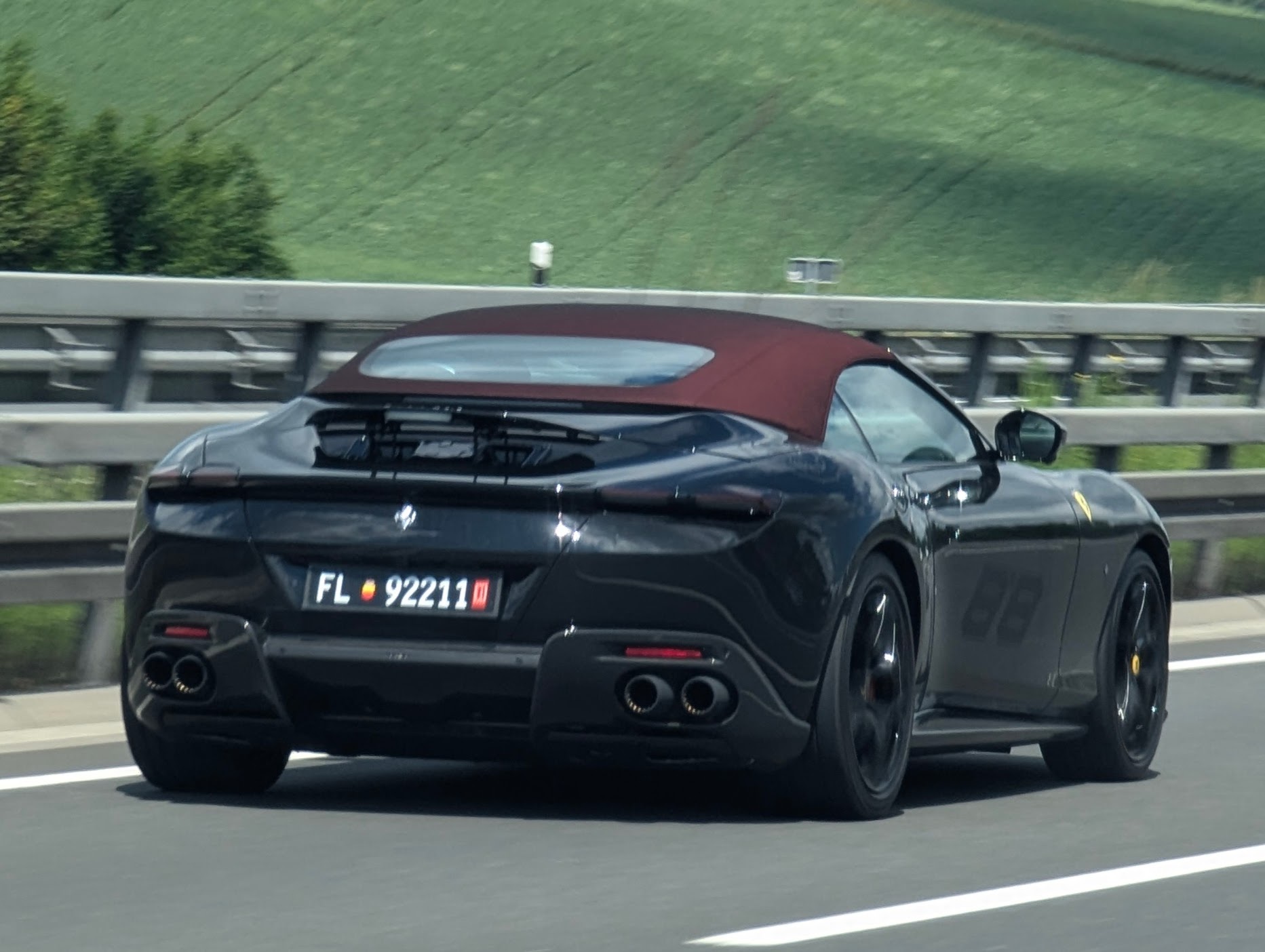 FL 92211, Ferrari Roma 1st gen Spider (F169A), 2023–