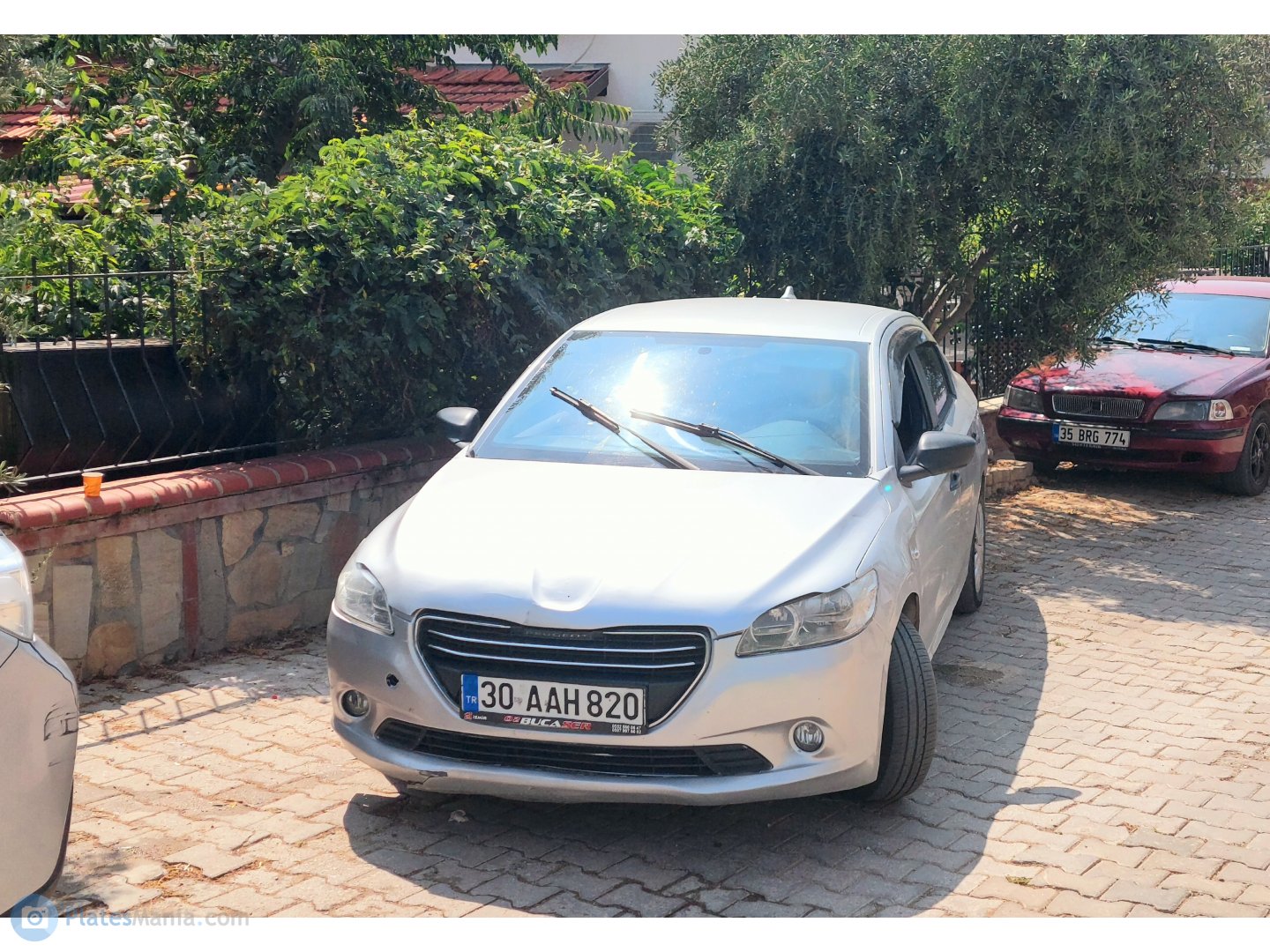 30 AAH 820, Peugeot 301 1st gen (M33), 2012–2016