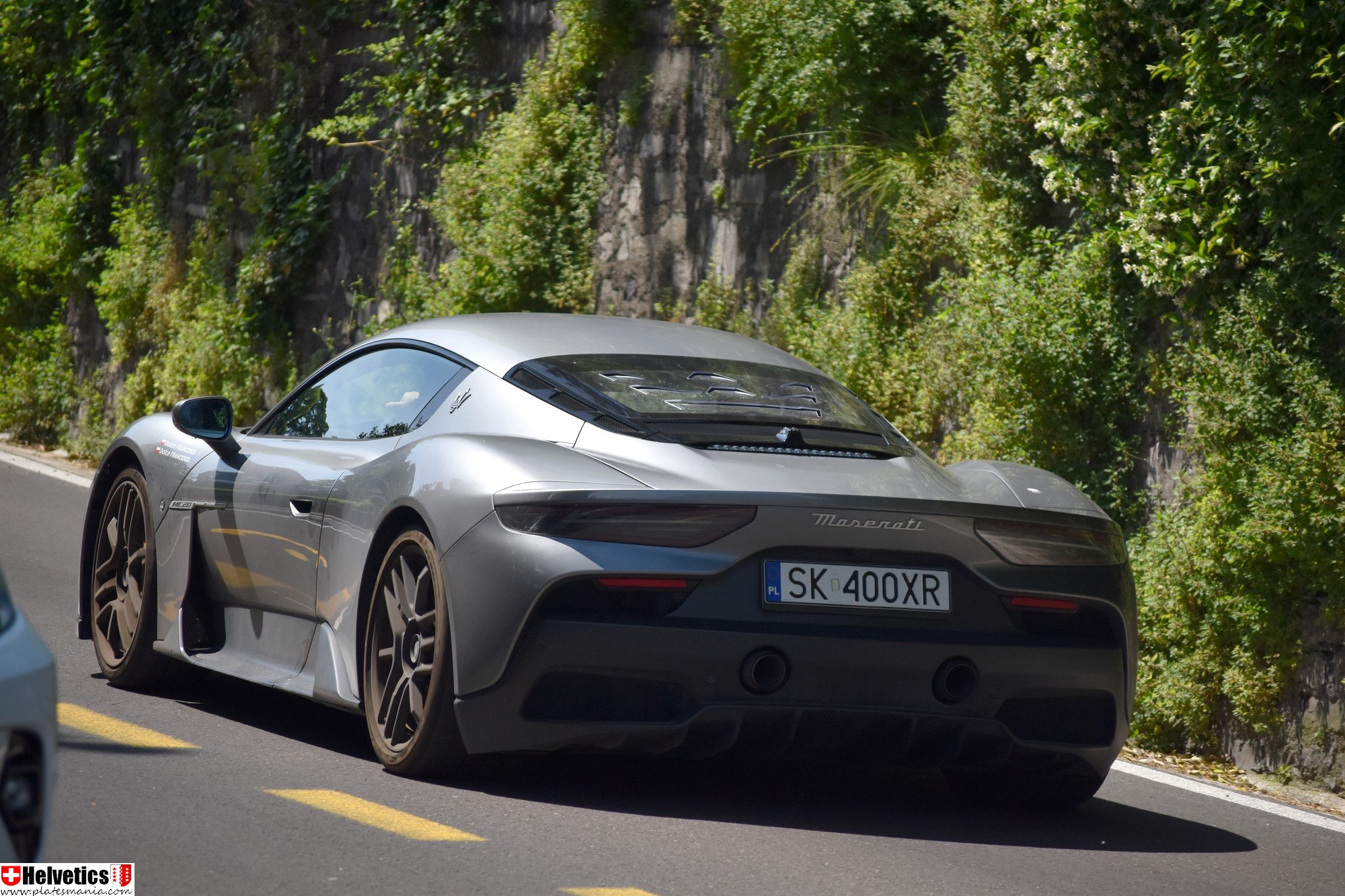 SK 400XR, Maserati MC20 1st gen Coupé (M240), 2020–