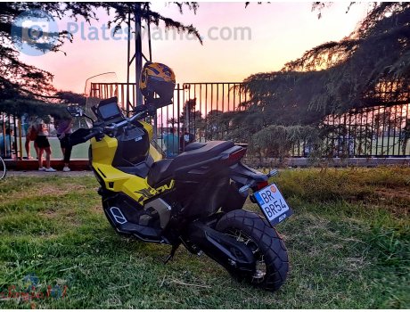 BR BR54, Honda X-ADV