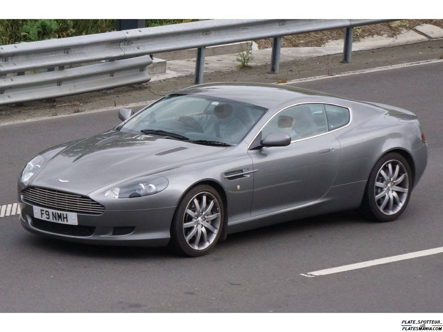 F9NMH, Aston Martin DB9 Coupé (VH300), 2004–2012