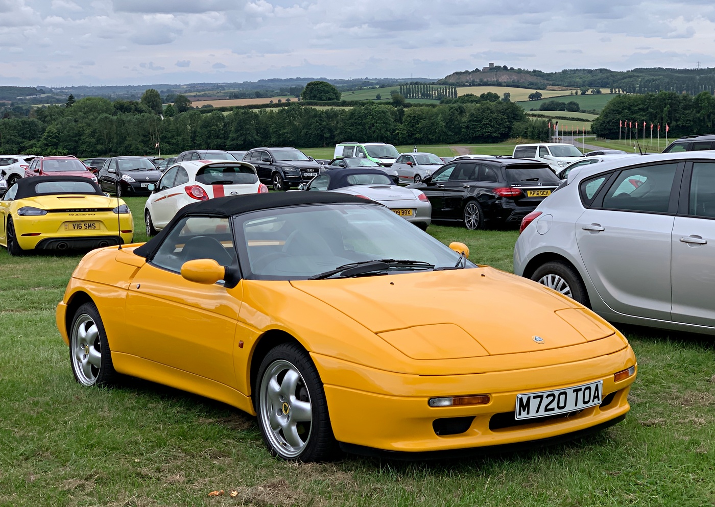 M720TOA, Lotus Elan 2nd gen (M100), 1989–1995