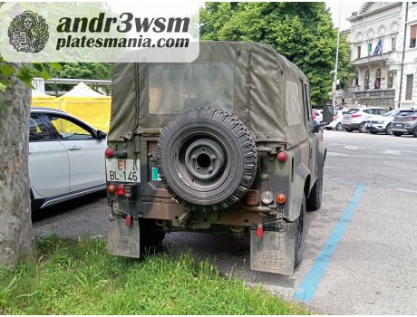 EI BL 146, Land Rover Defender