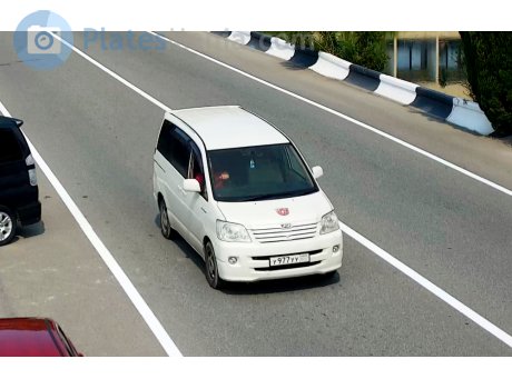 у977ух, Toyota Noah