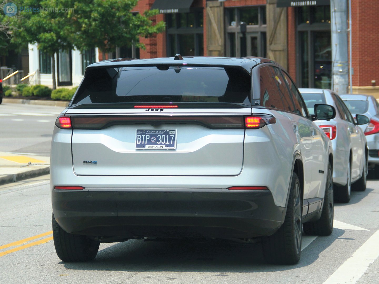 BTP-3017, Jeep Wagoneer S 