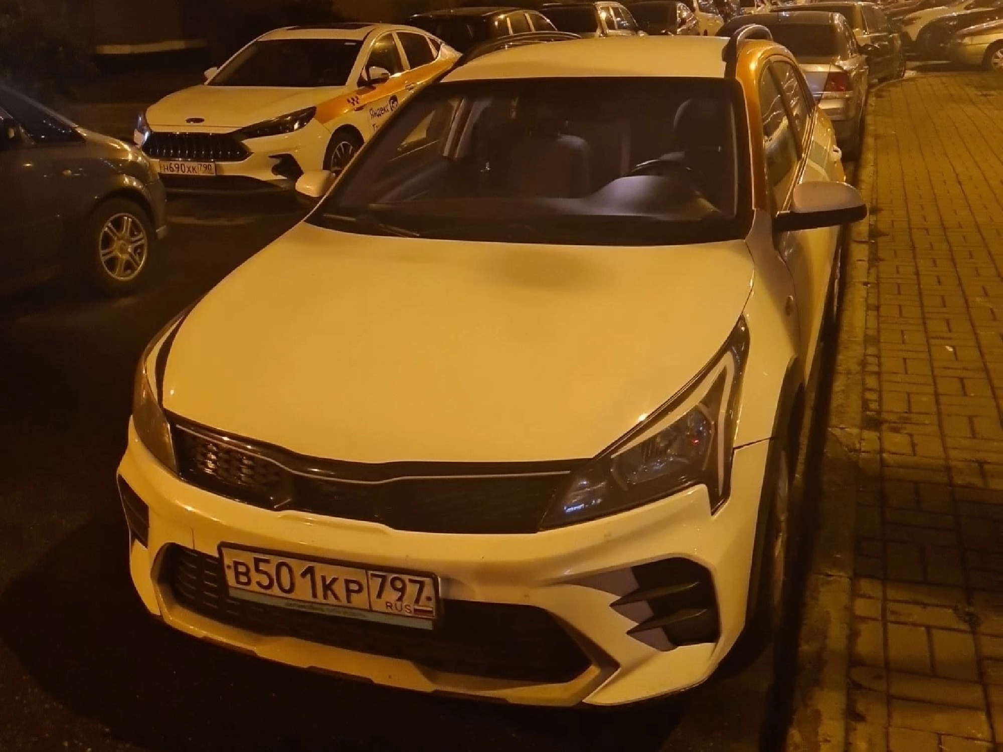 в 501 кр 797, Kia Rio 4th gen X Hatch (FB; CIS-market), facelift, 2020–2022  (Solaris KRX for RU-market since 2024)