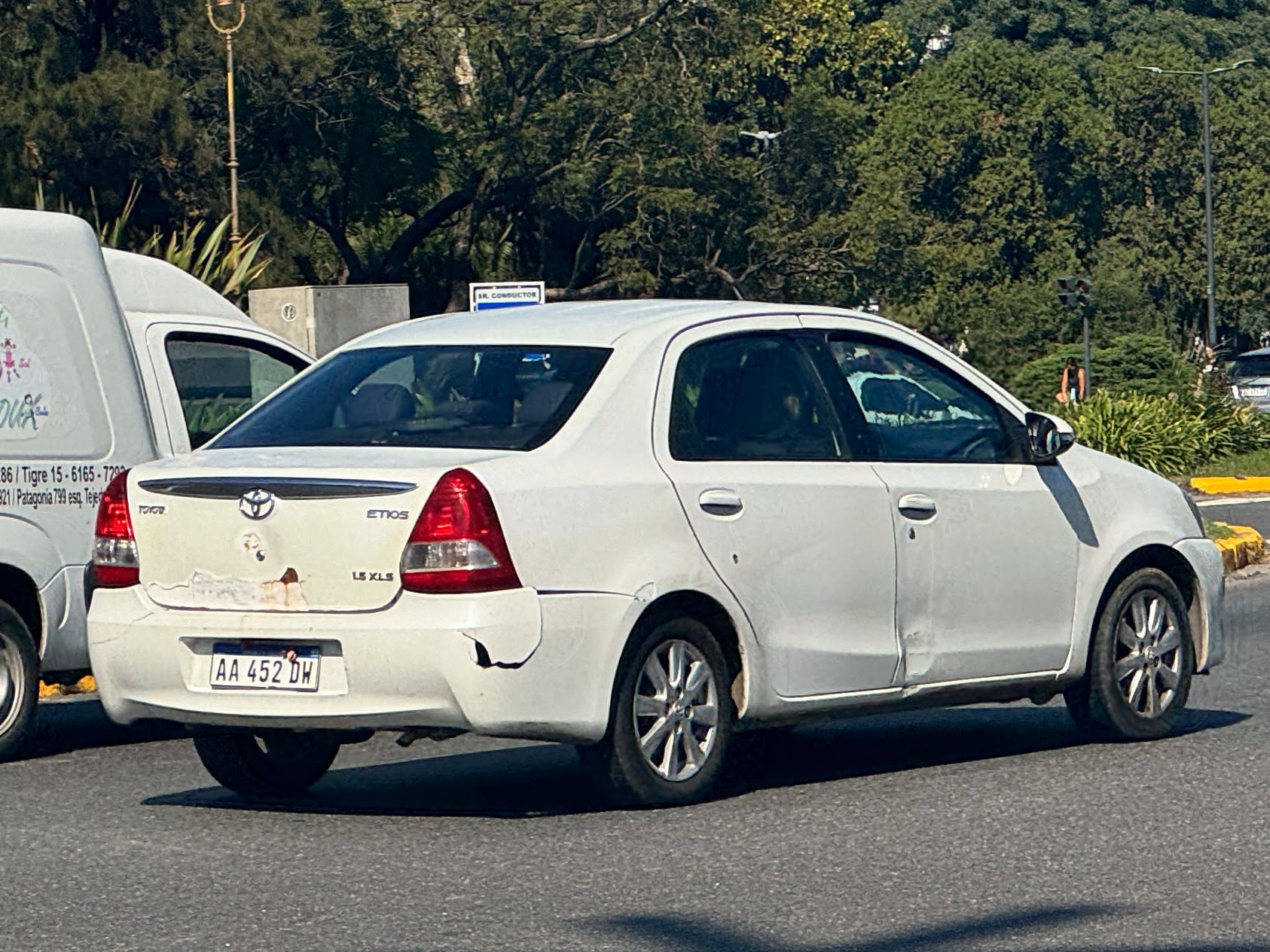 AA 452 DW, Toyota Etios 1st gen Sedan (AK10), 2010–2016
