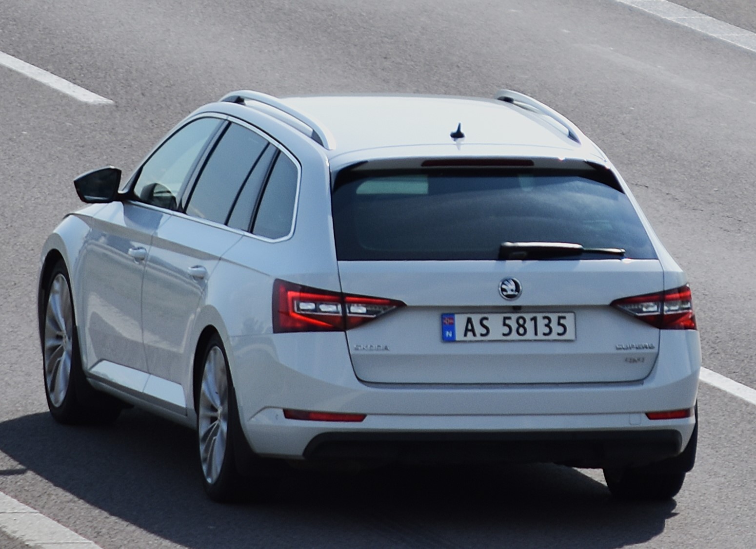 AS 58135, Skoda Superb 3rd gen Combi (B8/3V5), 2015–2019