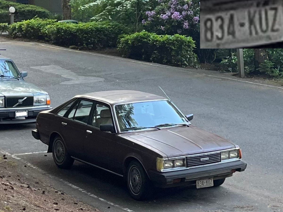 834-KUZ, Toyota Corona 6th gen Liftback (T130), 1978–1982