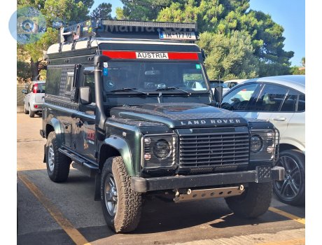 IM 177 IU, Land Rover Defender