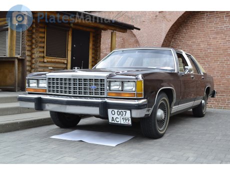 о007ас199, Ford Crown Victoria