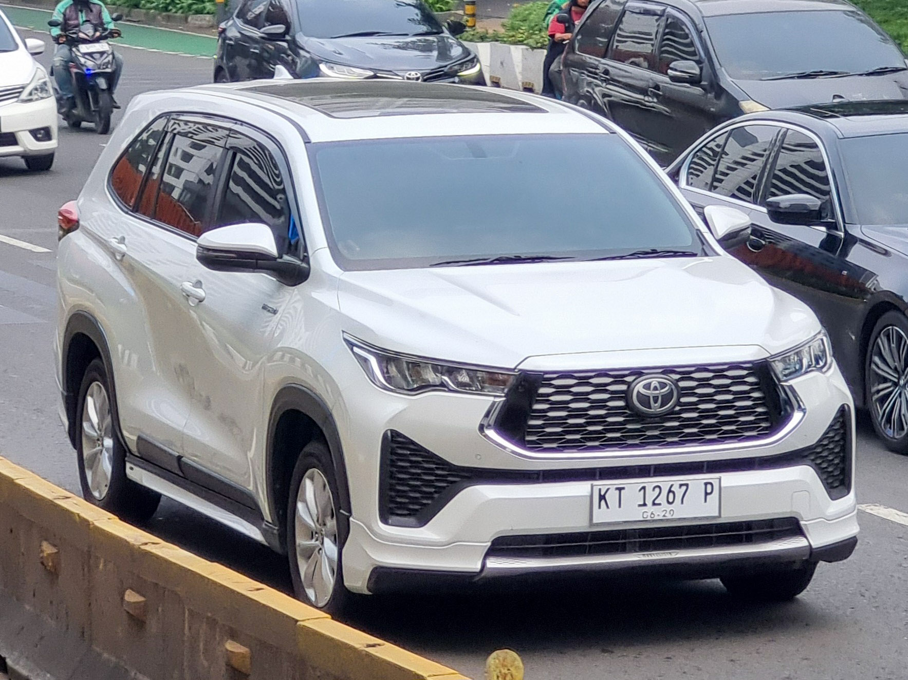 KT 1267 P, Toyota Innova 3rd gen HyCross/Kijang Innova Zenix (AG10), 2022–