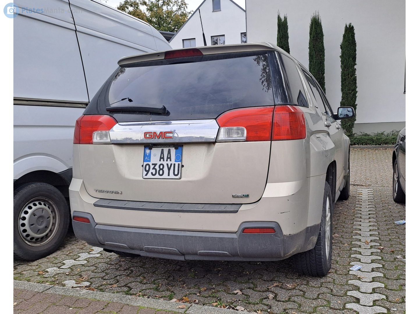 AA 938 YU, GMC Terrain 1st gen (GMT177), 2009–2017