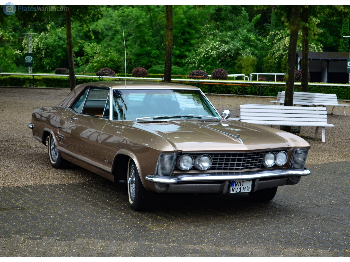 WAT RV 1H (04/10), Buick Riviera 1st gen 1963–1964 (4747; E-body), 1962–1964