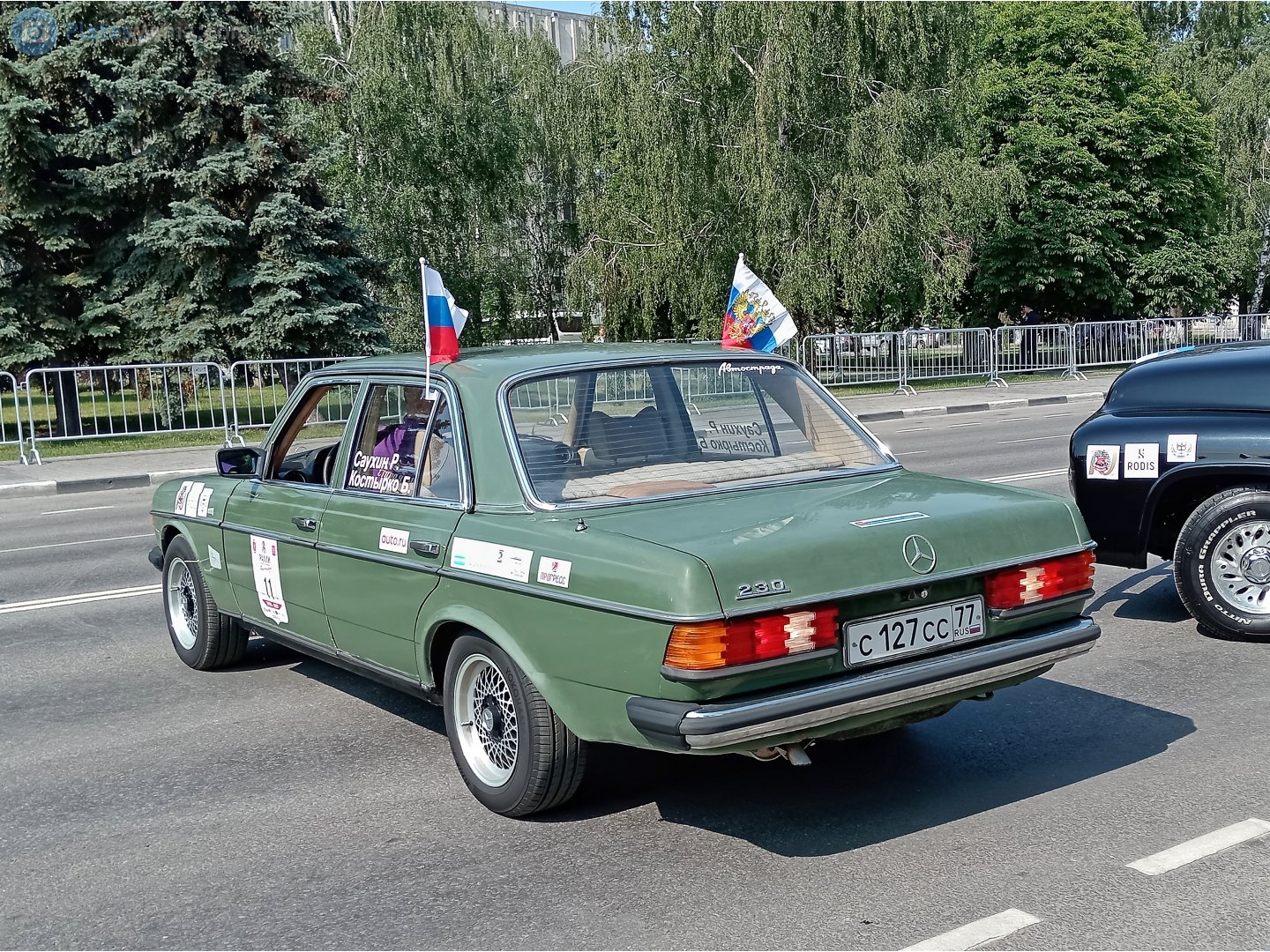 с 127 сс 77, Mercedes-Benz E-Klasse 200–300 Sedan (W123), 1975­–1986