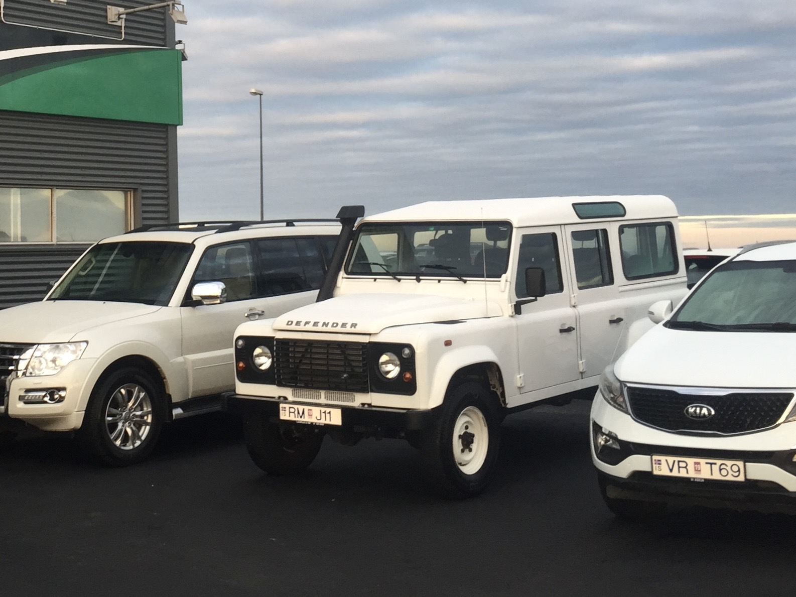 RM J11, Land Rover Defender 1st gen 110