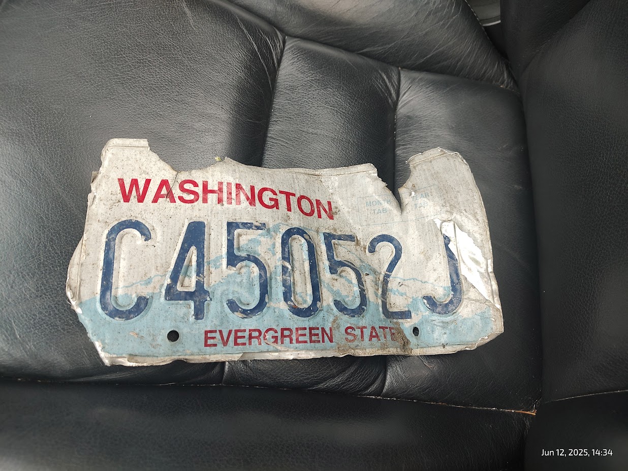 C45052J, License plate without vehicle 