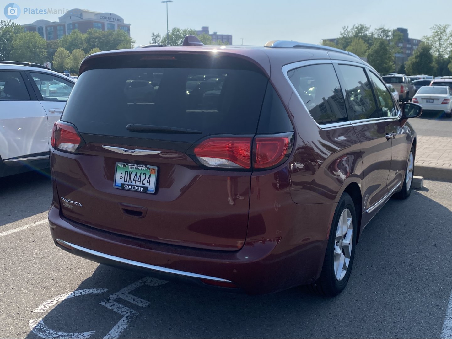 0K4424, Chrysler Pacifica 2nd gen Minivan (RU), 2016–2020