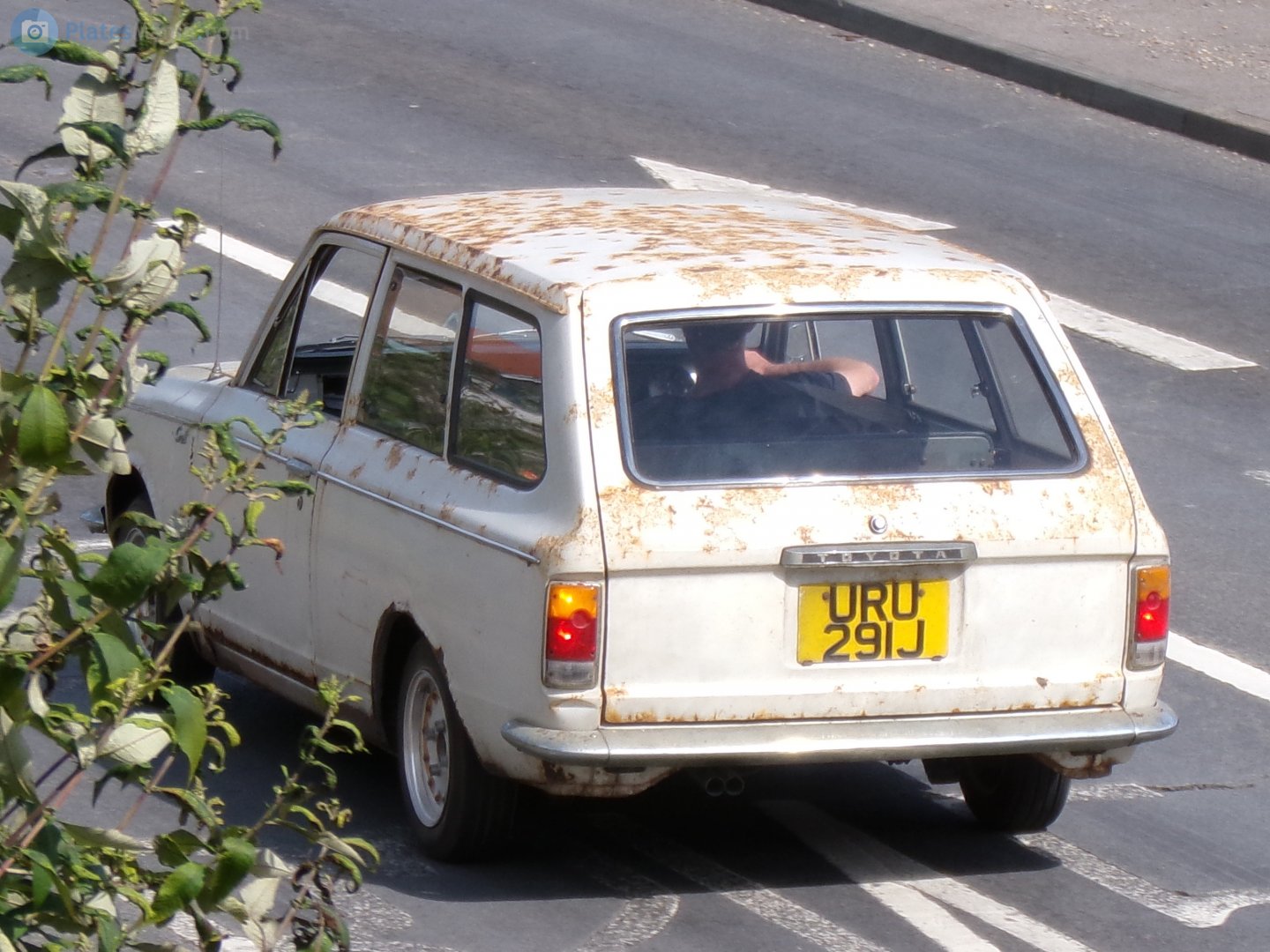 URU291J, Toyota Corolla 1st gen 3-door Wagon/Van (E10), 1966–1970