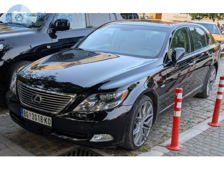 BG 3018-KO, Lexus LS