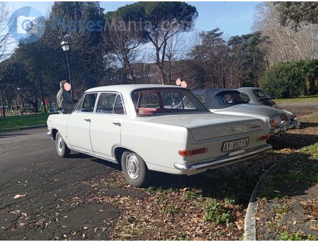AY 882 FN, Opel Rekord