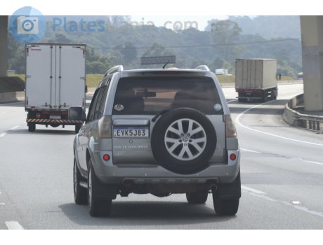 EYK5J83, Mitsubishi Pajero TR4