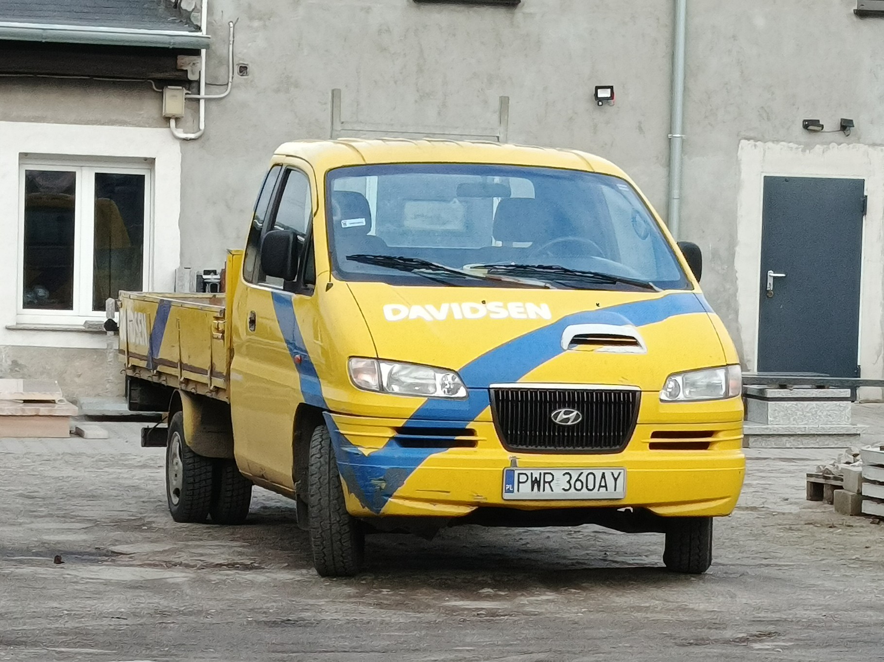 PWR 360AY, Hyundai H200 1st gen Pickup (A1; NL-market), 1997–2007