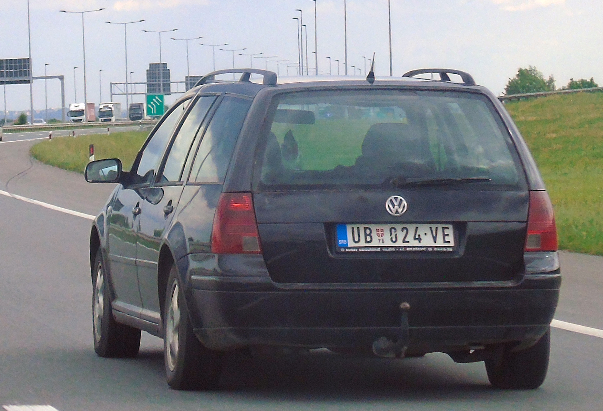 UB 024-VE, Volkswagen Golf 4th gen Variant (1J5), 1999–2007