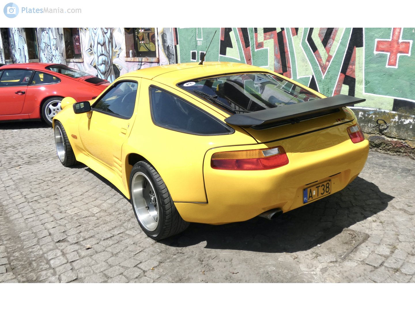 A T38, Porsche 928 1st gen (942), 1977–1986