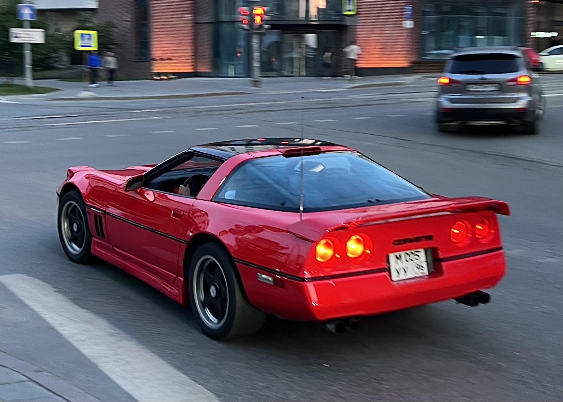 м 005 уу 96, Chevrolet Corvette 4th gen (Sport Coupé) Targa (C4; 07), 1983–1990