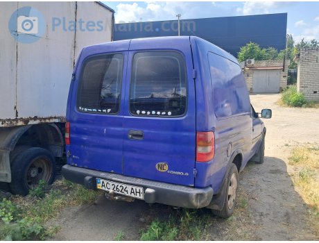 AC 2624 AH, Opel Combo