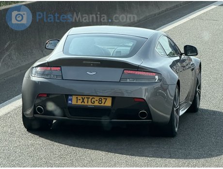1-XTG-87, Aston Martin V12 Vantage