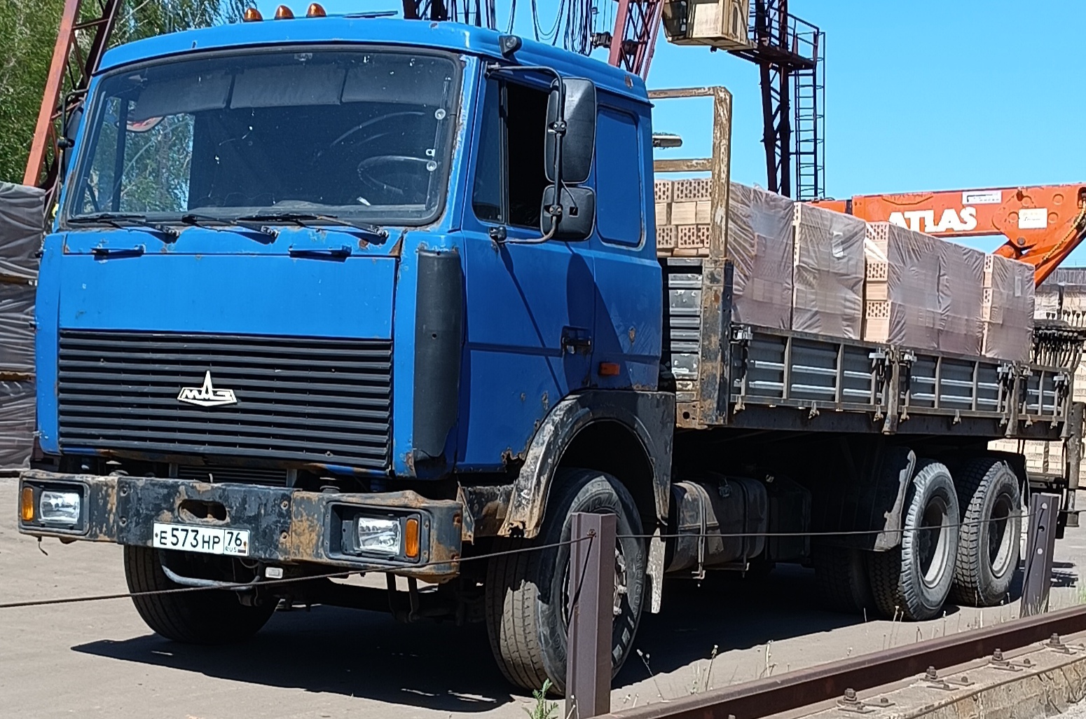 е 573 нр 76, MAZ 6303 1st gen, 1990–2020