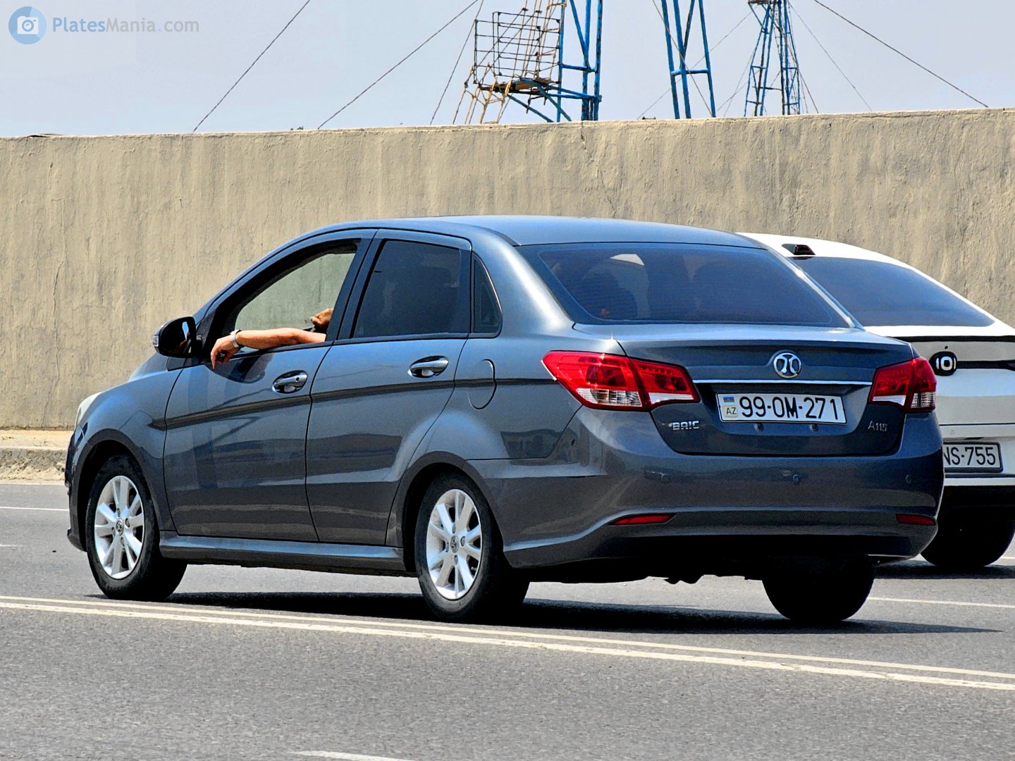 99 OM 271, BAIC A115 