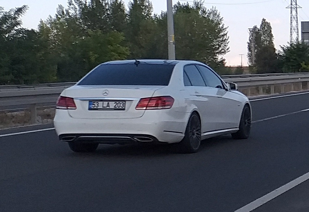 53 LA 203, Mercedes-Benz E-Klasse 4th gen Sedan (W212), facelift, 2013­–2016